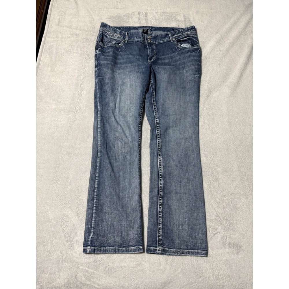 Ariya Jeans Women's 18 Blue Bootcut Low Rise Stretch Medium Wash Denim 37x30